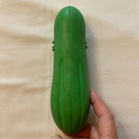 🐕🦺3 for $20 - Green Pickle Shaped Toy - Picture 6 of 8